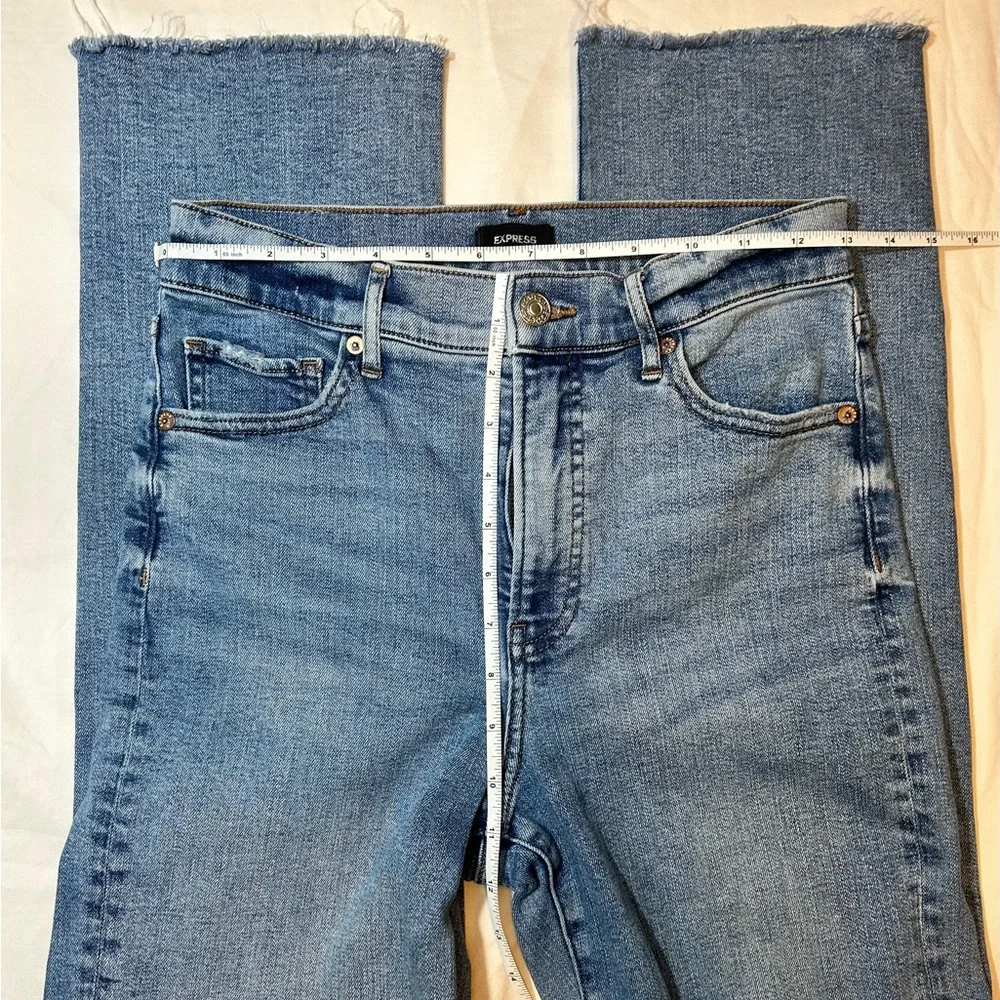 Express modern straight super high rise jeans size 2 - Picture 3 of 9